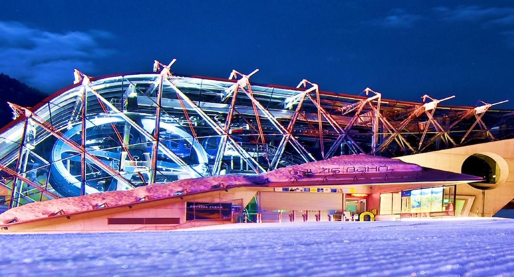 Berghotel Basur - Das Schihotel Am Arlberg Флирш Екстериор снимка