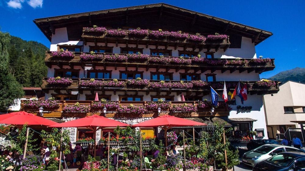 Berghotel Basur - Das Schihotel Am Arlberg Флирш Екстериор снимка
