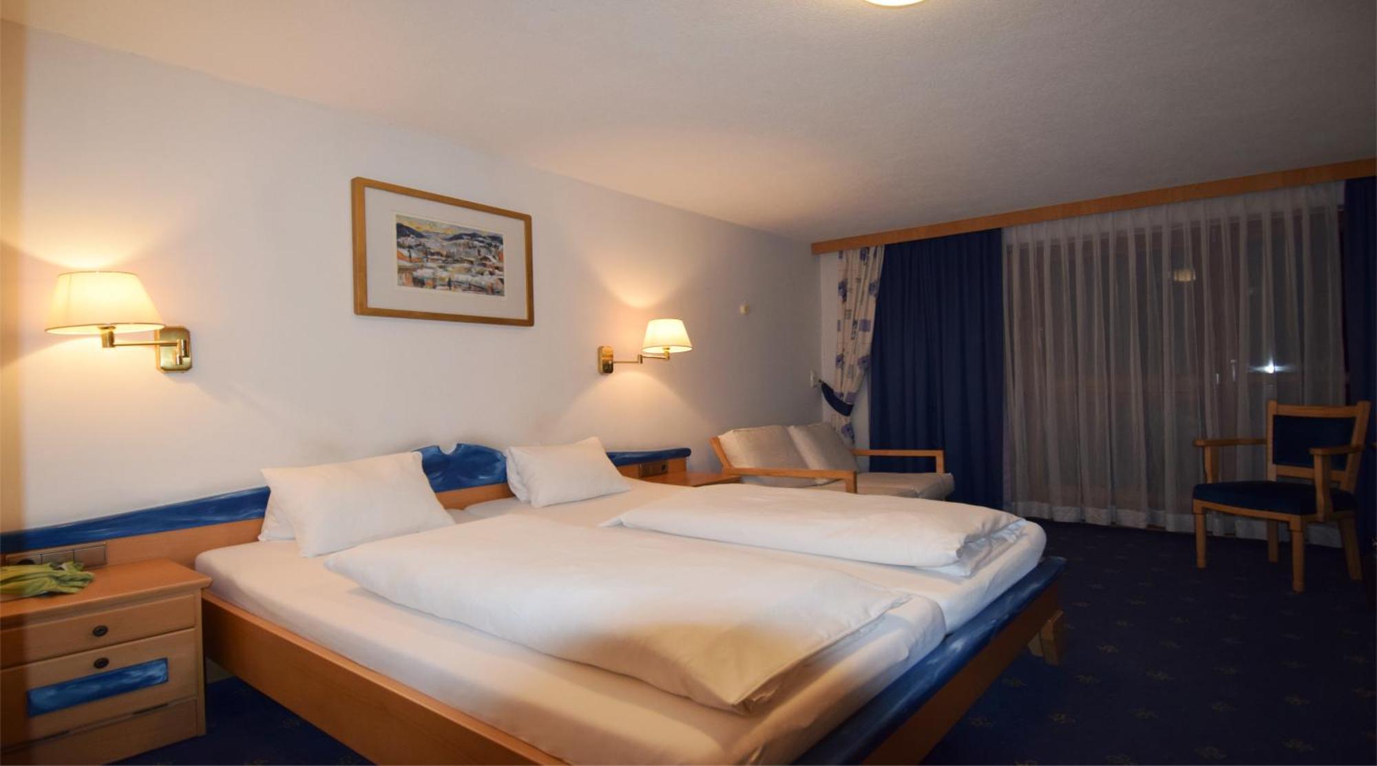Berghotel Basur - Das Schihotel Am Arlberg Флирш Стая снимка